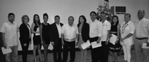 NEW CHAMBER. The Panglao island Chamber of Commerce and Industry, Inc. (PICCI) officers led by Bellevue Resort manager Rommel Gonzales inducted as charter president by Gov. Edgar Chatto last Tuesday.