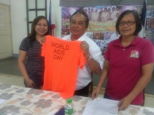 Bohol Gov. Edgar Chatto supports the World Aids Day Run in Tagbilaran City on Dec. 5.Contributed Photo