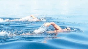 BOHOL'S PINOY AQUAMAN pairs with triathlon legend in Subic swim.