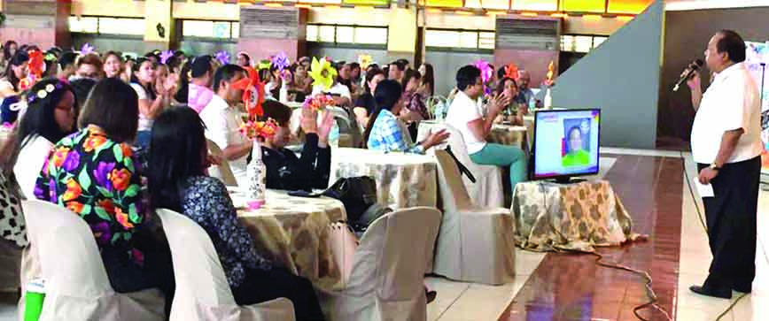 NETIZENS advised by Gov Edgar Chatto to properly promote Bohol through social media during a netizens convention at the Bohol Cultural Center yesterday.