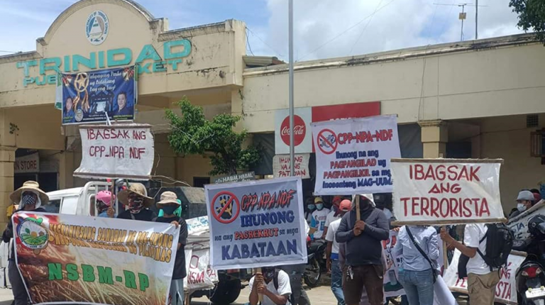 Ex-rebels hold rally vs. NPA in Bohol town